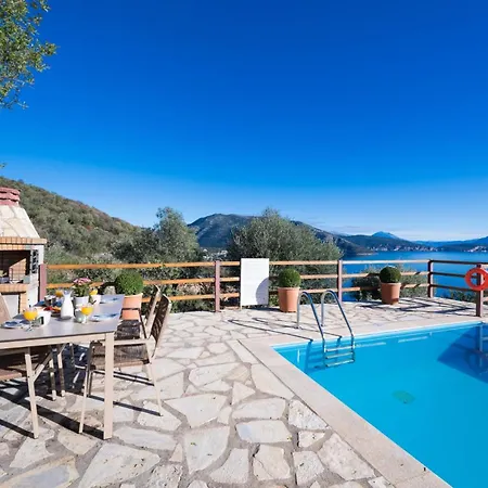 Yasemi Villa *